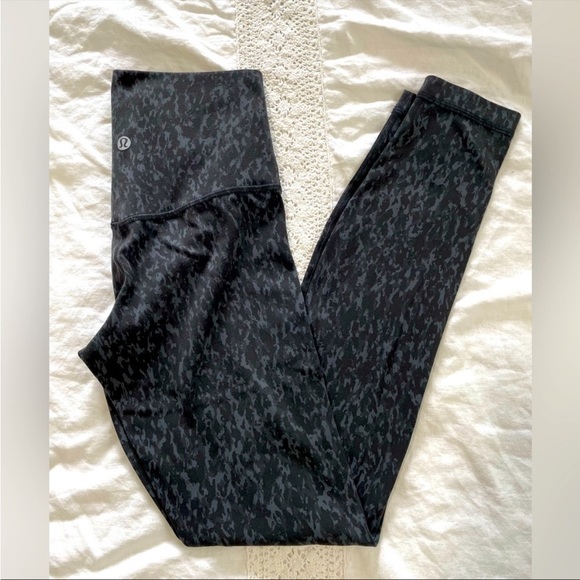 lululemon athletica Pants - EUC Lululemon Align High-Rise Pant 25” Size 2
